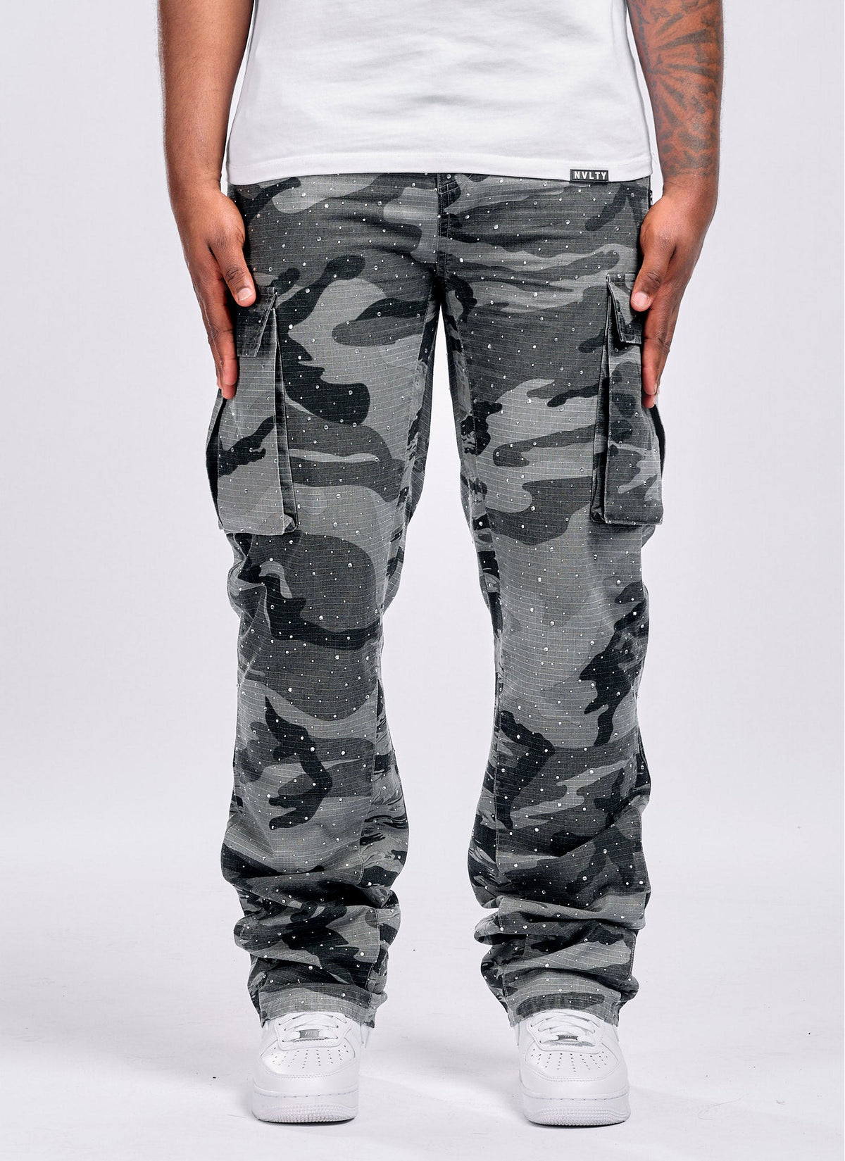 Vintage Flare VVS Cargos - Black Camo