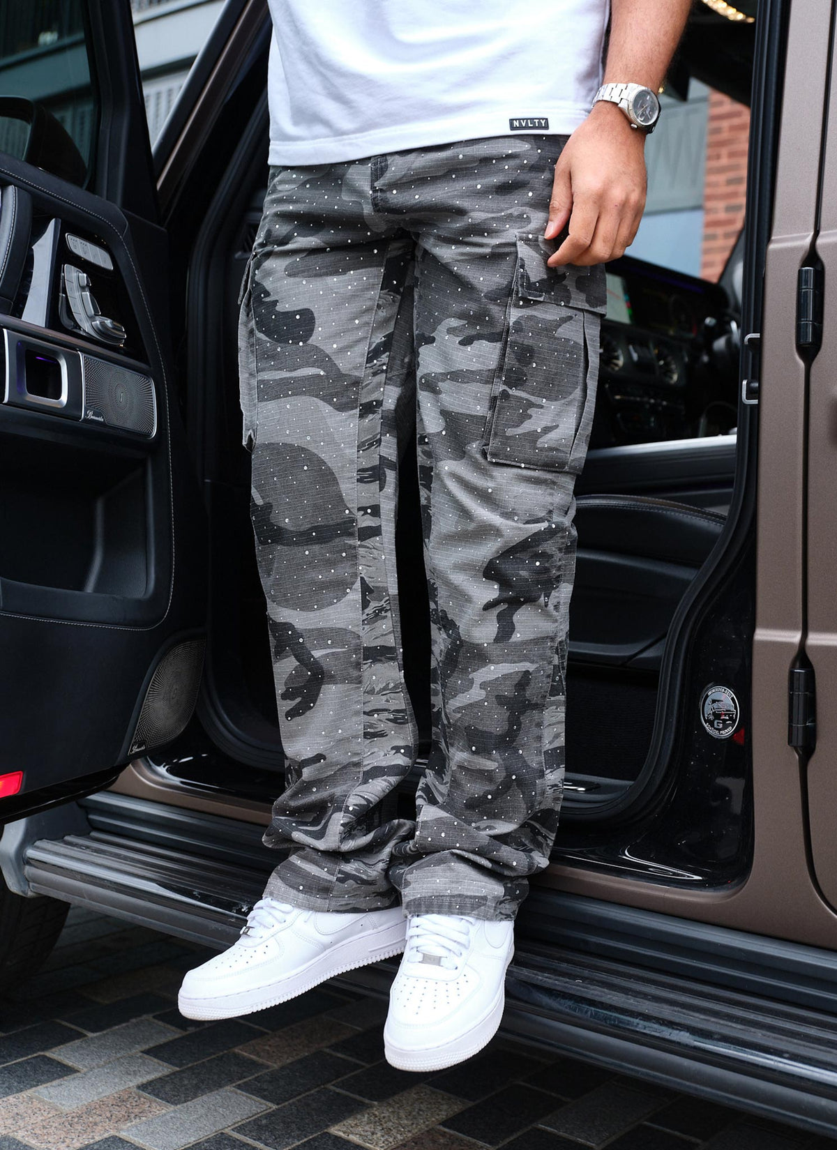Vintage Flare VVS Cargos - Black Camo