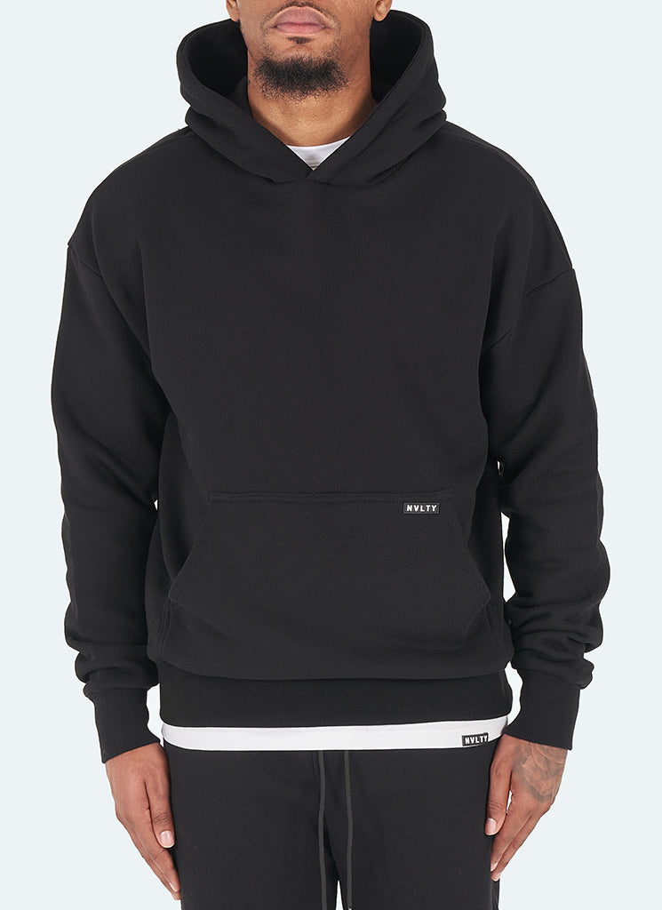 Schwerer Essential Hoodie – Schwarz