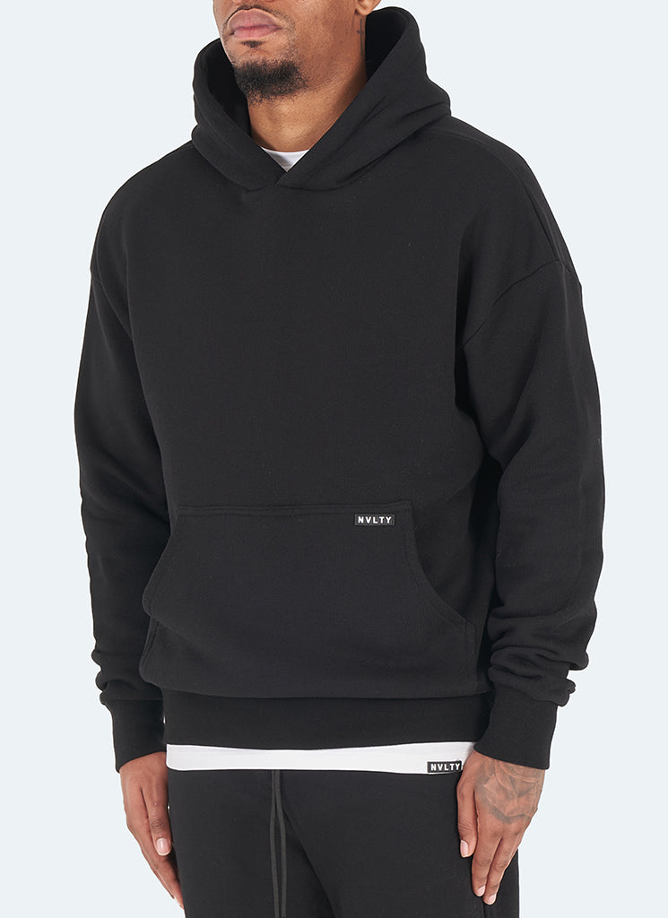 Schwerer Essential Hoodie – Schwarz